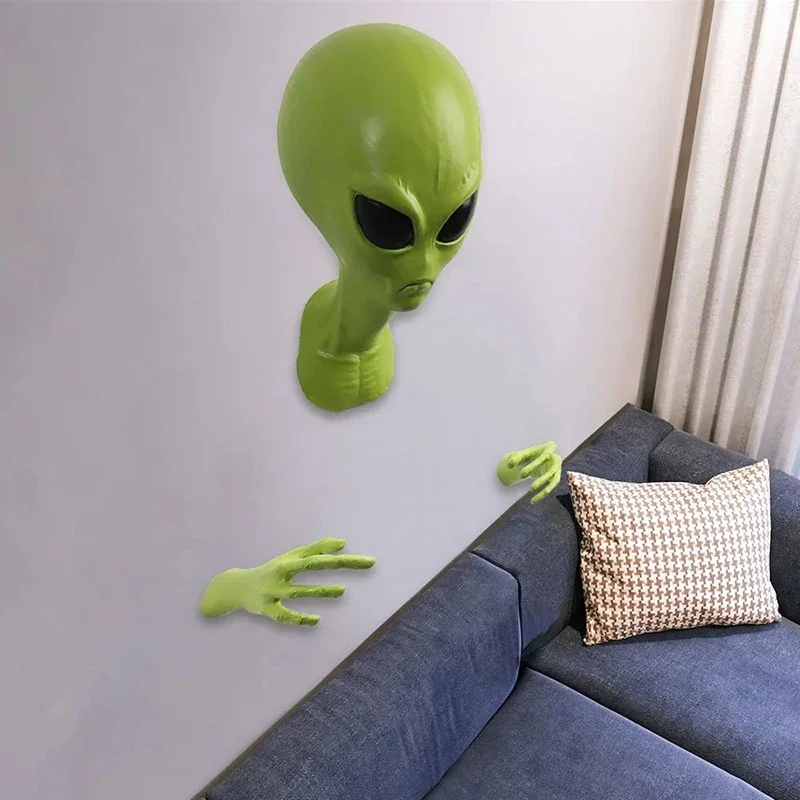 UFO Alien Visitor Extraterrestrial Organism Monster Green 51 Area Home Sci-fi Ornament Wall Hanging