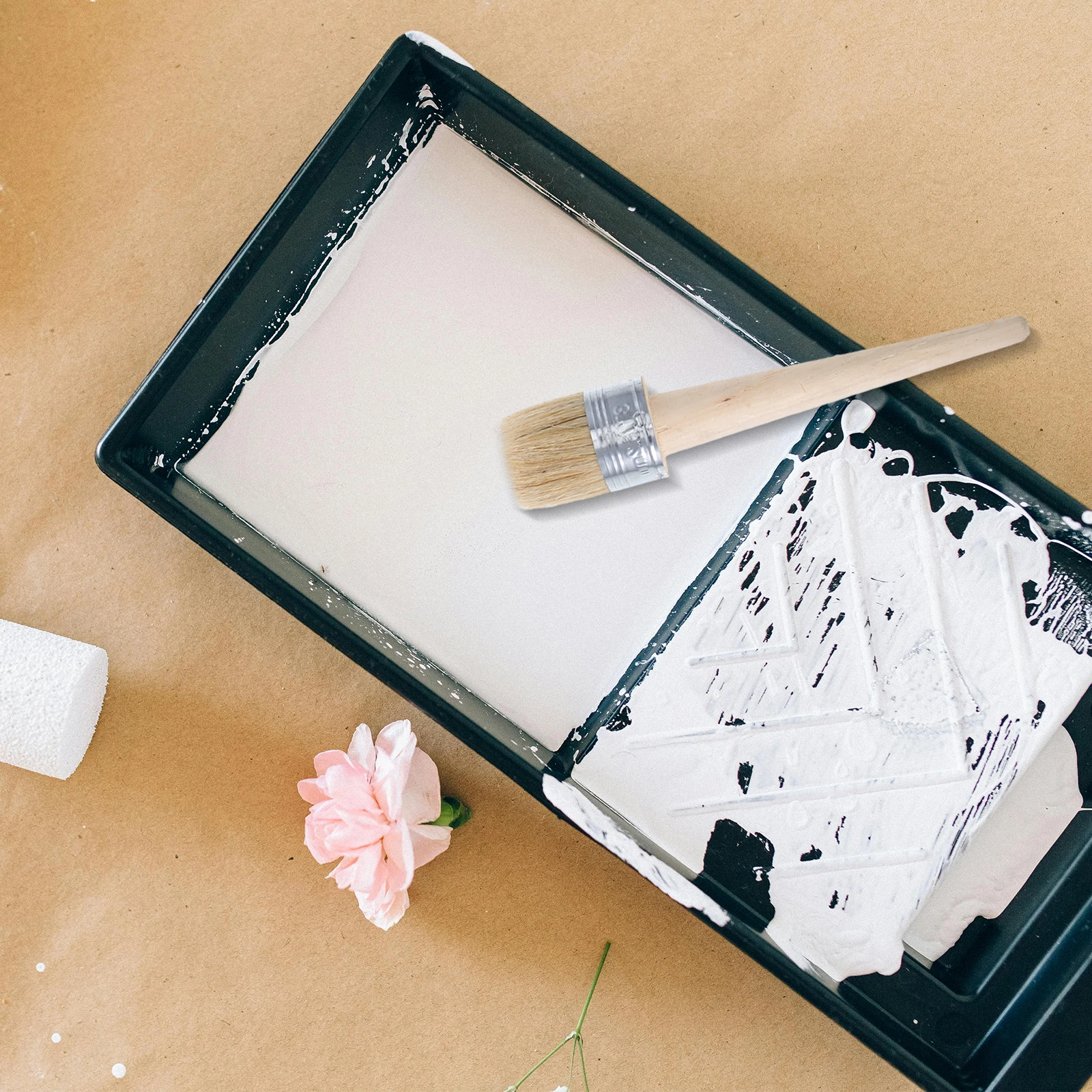 

Paint Wax Brush Round Head Natural Bristles Ergonomic Handle for Furniture Walls Stencils Home Decor Restoration