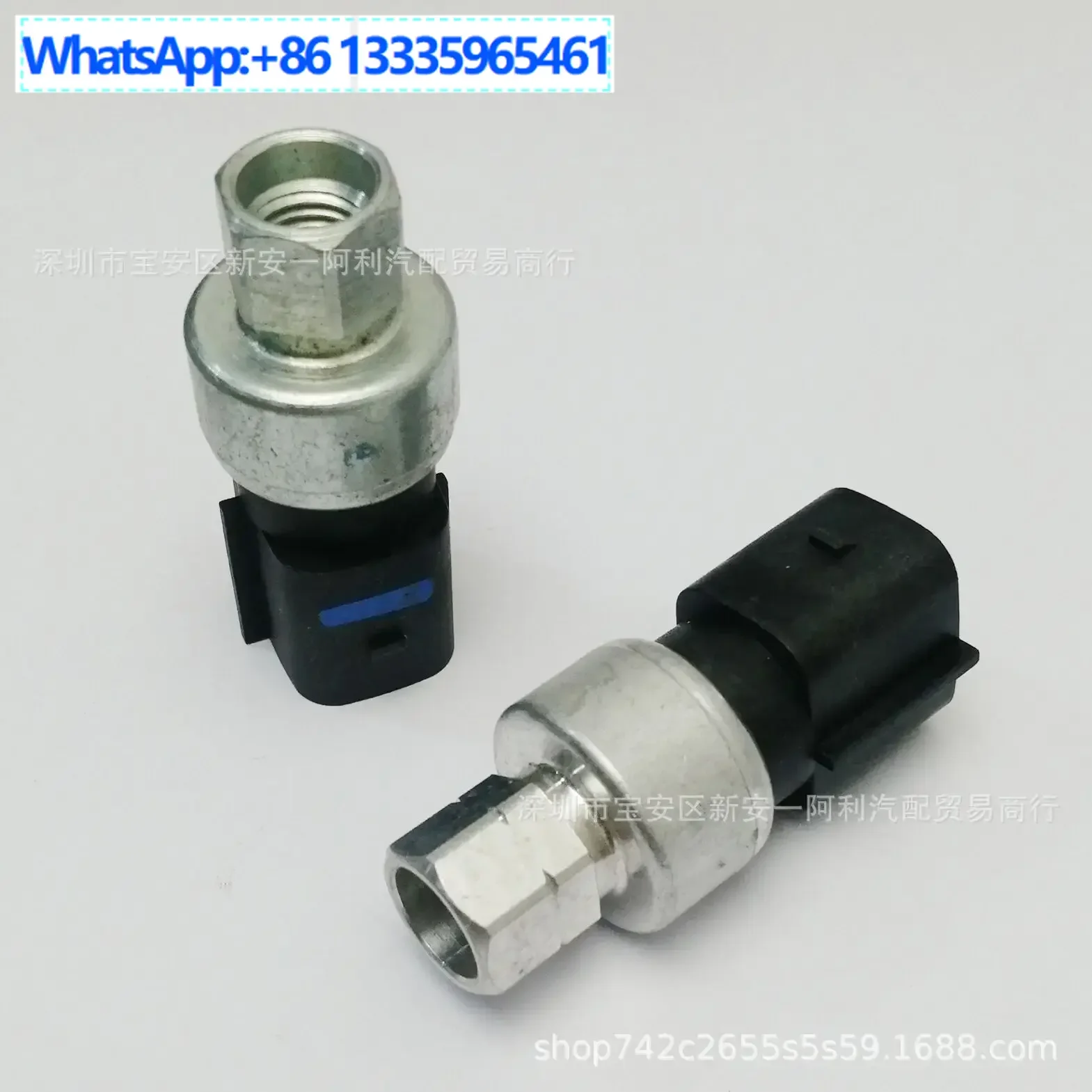 

Suitable for Ford Air Conditioning Refrigerant Pressure Switch Sensor 4C2Z-19D594-AA