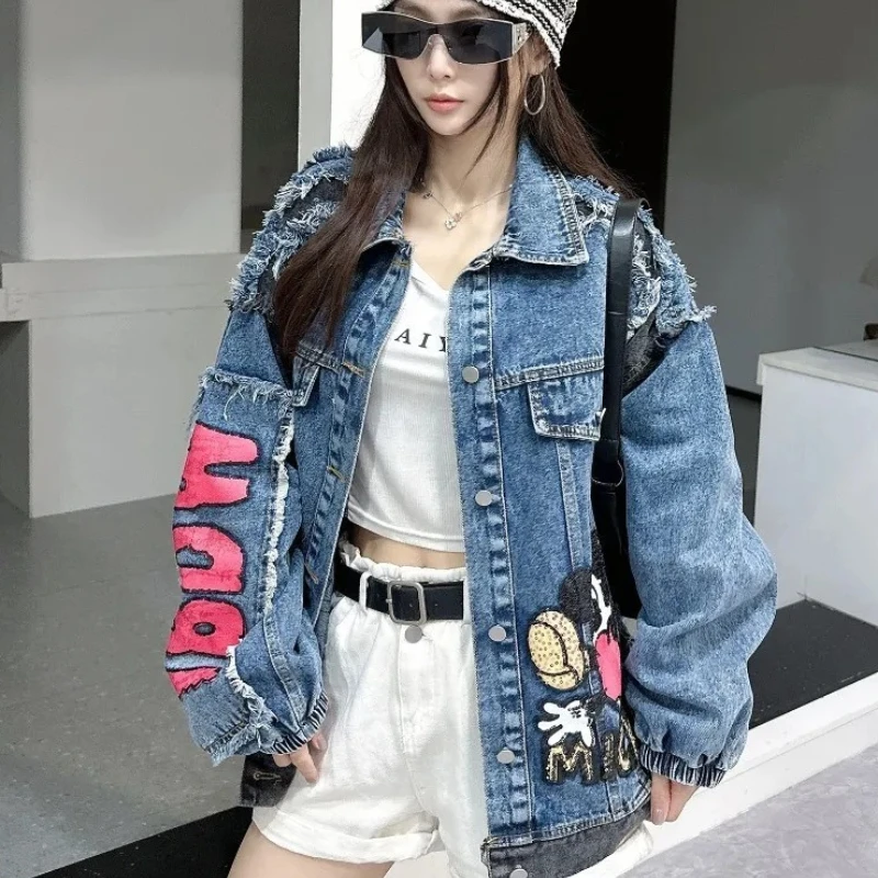 Kurtka dżinsowa vintage z haftem Myszki Miki - postarzany wygląd i napisem "AND SIN NO MORE!". Slogan, odzież uliczna w stylu Y2K do codziennego noszenia