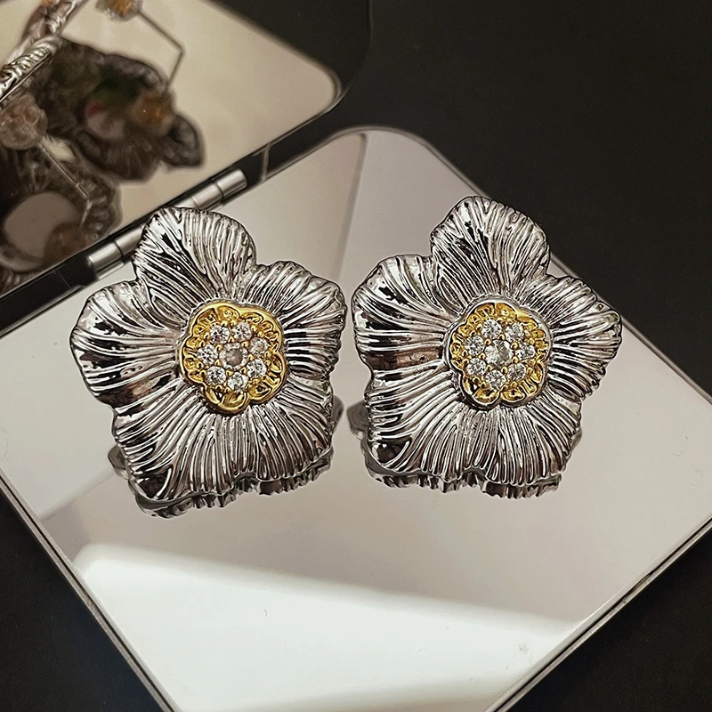 Huitan Chic Two-tone Flower Stud Earrings with Shiny CZ Aesthetic Metal Earrings for Women Fashion Versatile Jewelry Drop Ship