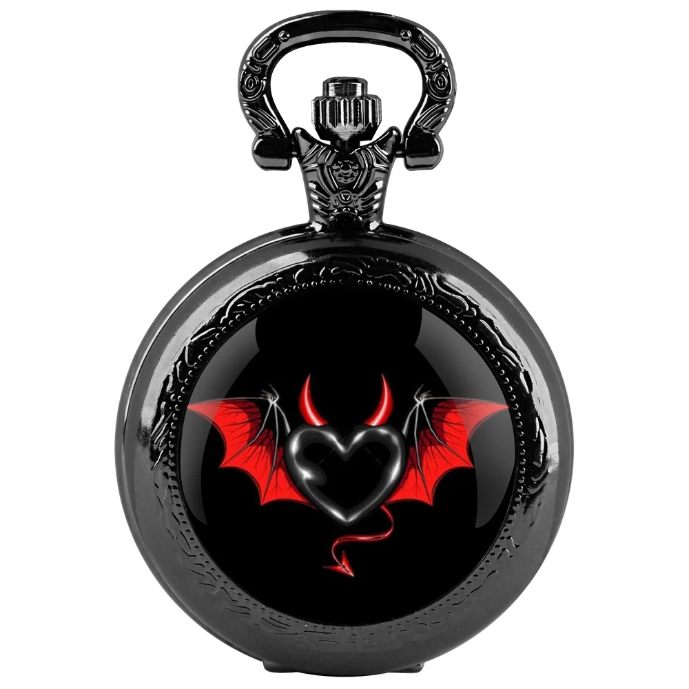 ساعة جيب كوارتز سوداء على شكل قبة زجاجية من Love Little Devil مع قرص أرقام عربية وسلسلة متينة هدية للرجال والنساء