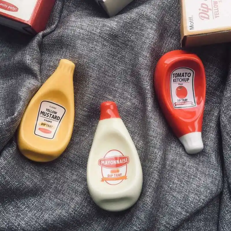

Creative Ceramic Plate Extruded Tomato Sauce Bottle Shape Soy Sauce Dish Mustard Dish Plate Dinner 접시