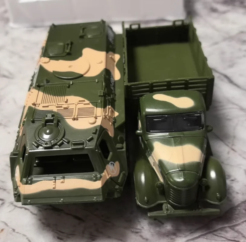 Modelo de vehículo de juguete de aleación fundido a presión para niños, modelo de tanque militar, juego de juguetes de aleación blindada, coche de juguete extraíble, regalos para niños B124