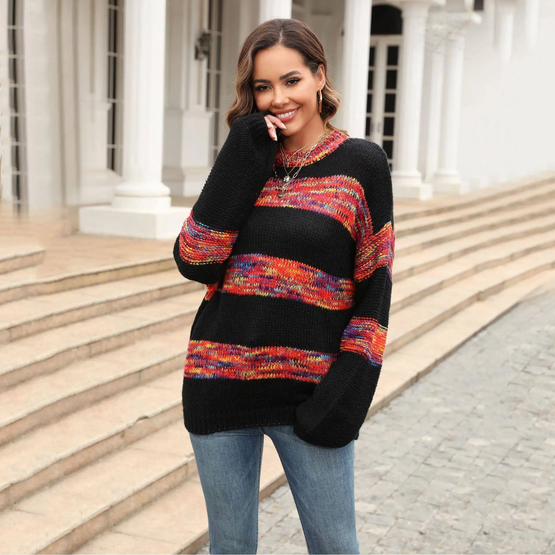 Spring 2025 Loose Fit Women's Knitwear round Ne Spliced Faionable Overhead Sweater Long Sve Traditional Sle Camere