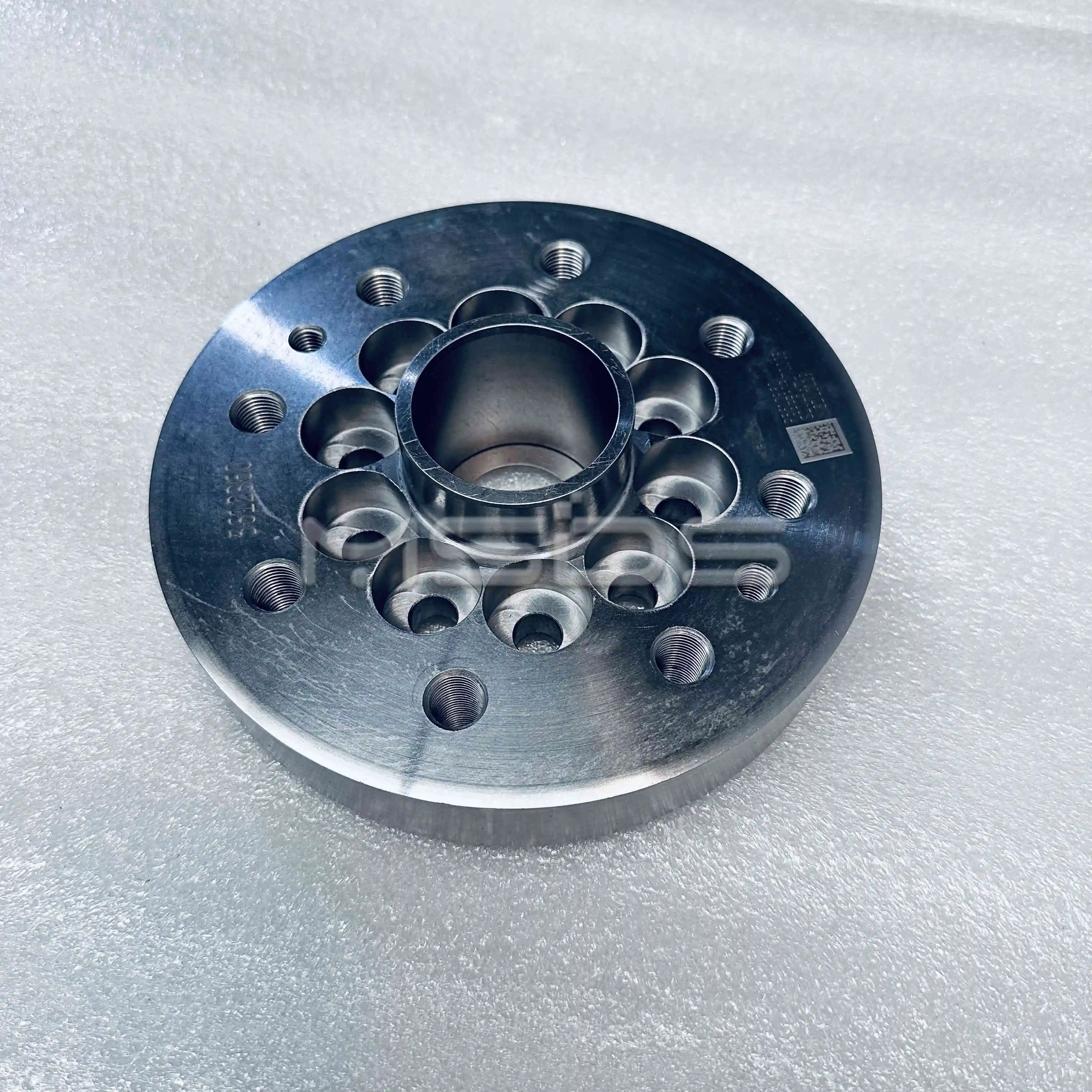 

ISF2.8 ISF3.8 Детали двигателя Адаптер коленчатого вала 5612360