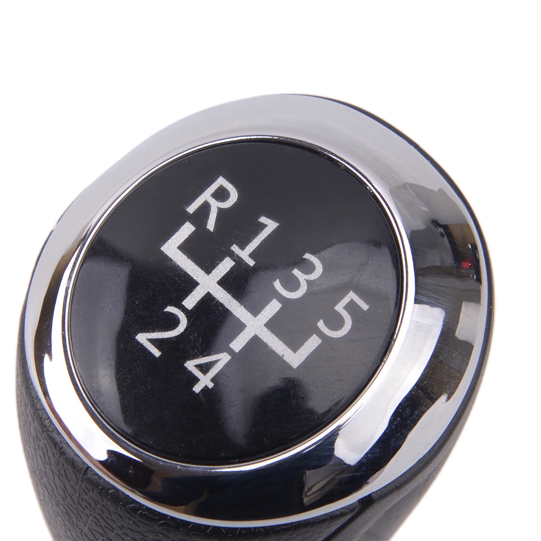 

24108036 Car 5 Speed MT Gear Shift Knob Fit for Chevrolet Aveo Sonic T300 2012 2013 2014 2015 2016 2017