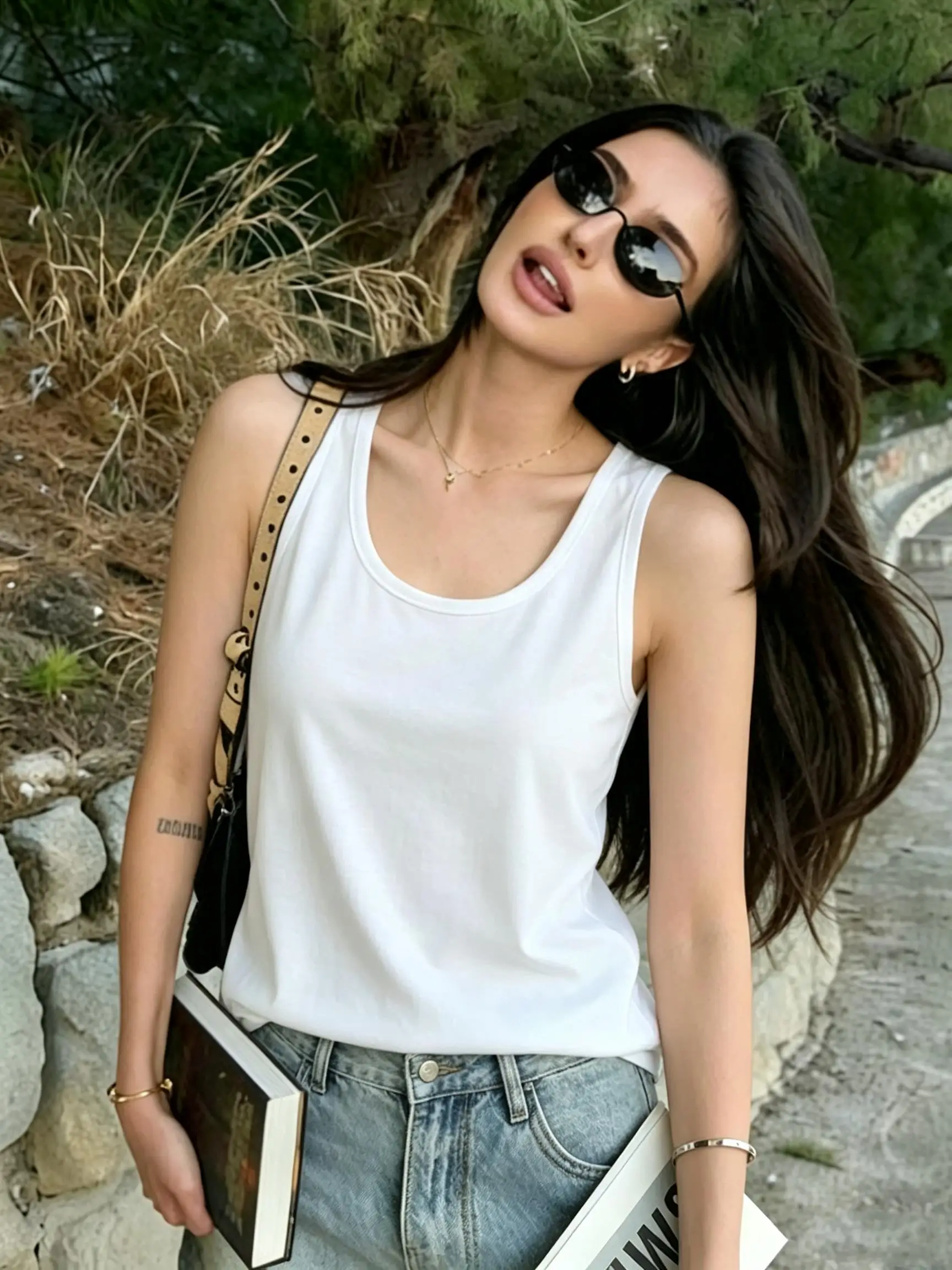 Y2K Summer Solid Color Korean Vest Womens Breathable Cotton Camisole Slim Thread Tank Tops Female Crewneck Casual Singlet