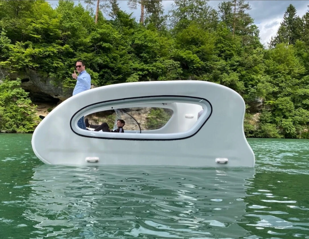 Luxury Electric Inflatable Yacht for 2 Persons Catamaran Inflatable Boat Inflatable House Boat