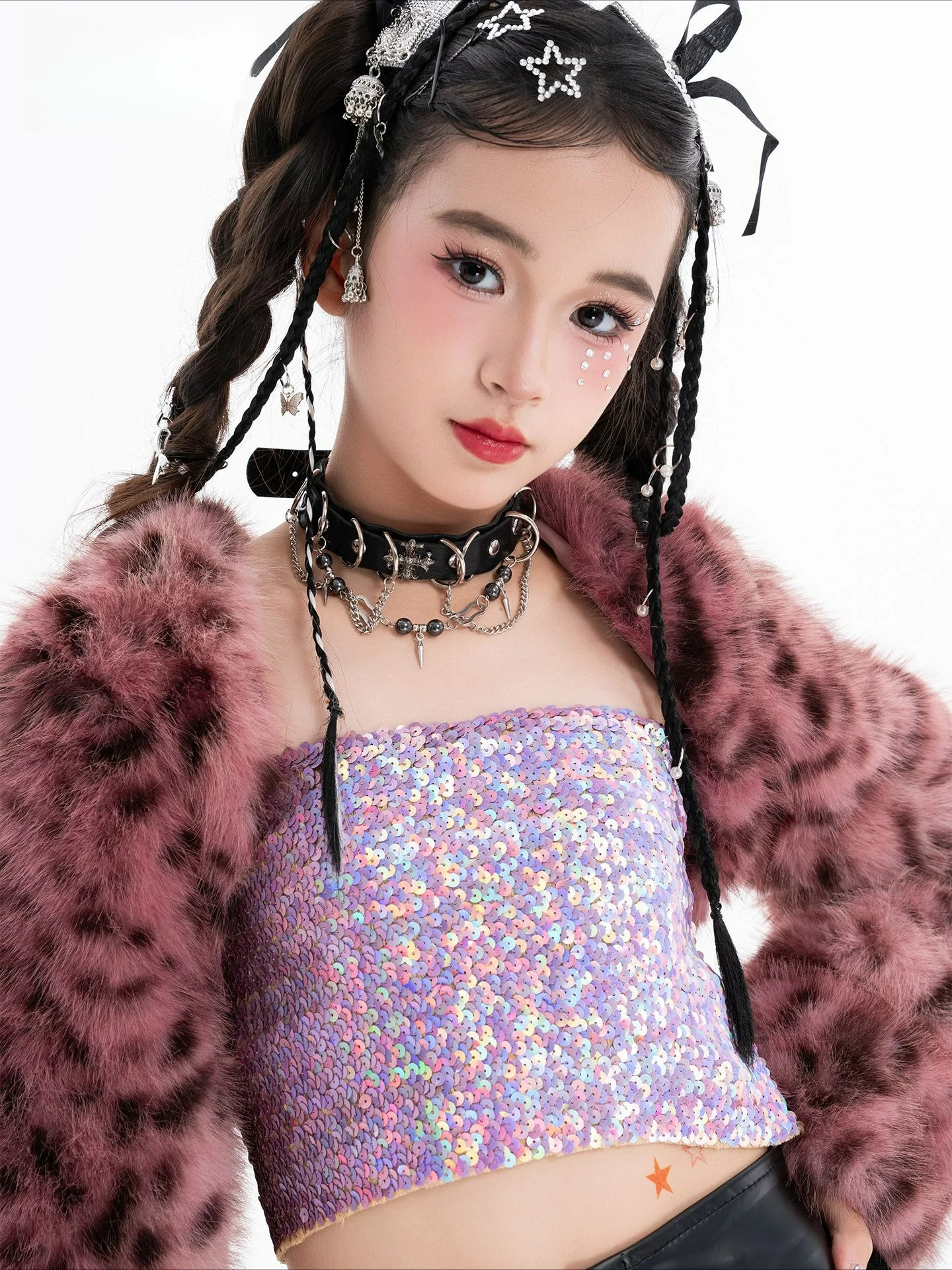 Nuovo costume jazz moderno per ragazze maniche in pelliccia di leopardo gilet con paillettes pantaloni in pelle moda abbigliamento da ballo Kpop abbigliamento da prestazione L17703