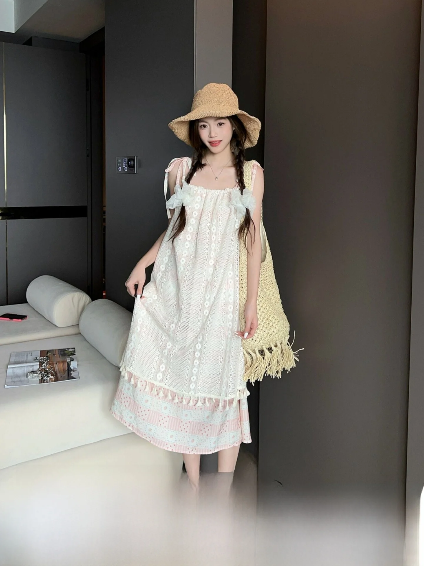 

Повседневное женское платье на раннюю весну, имитация двух частей, с бретелями, А-силуэт, из полиэстера, мягкая ткань, без рукавов, свободный крой