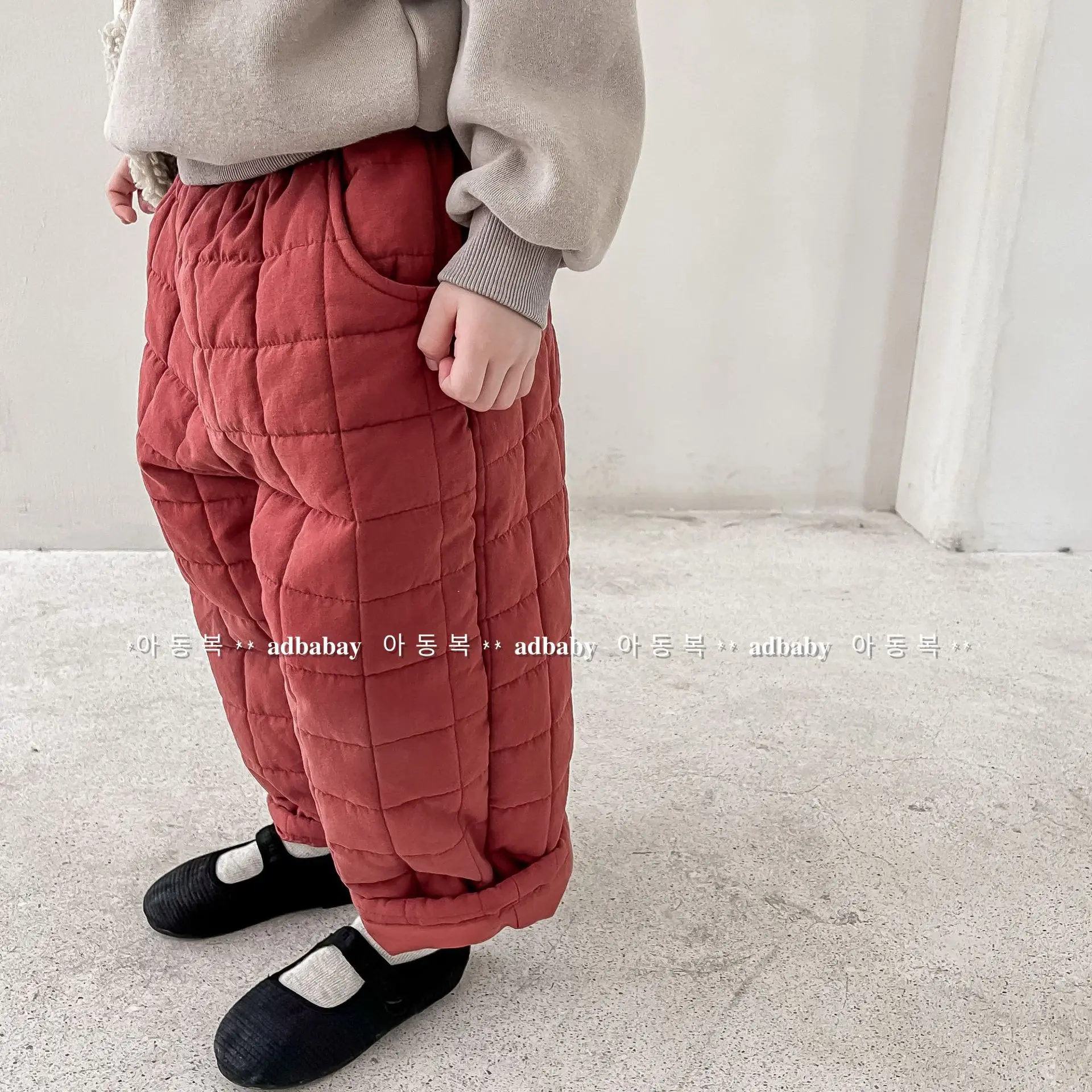 2024 Childrens Winter Wear New Korean Cotton Thickened Casual Pants for Girls Winter Simple Pants