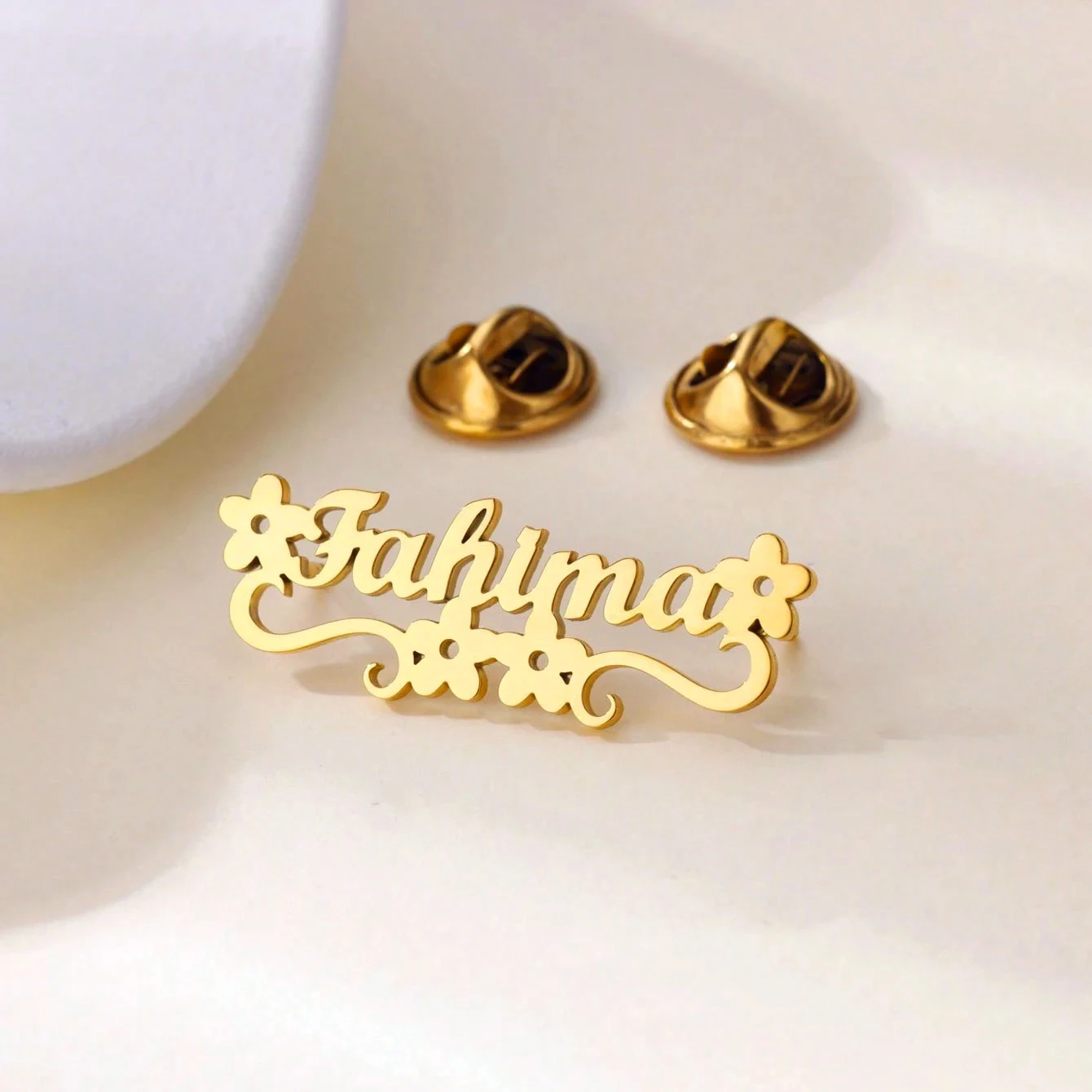 Custom Flowers Name Brooches For Women Men Stainless Steel Customized Brooch Pin Badge Personalized Party Jewelry On Cloth Gift