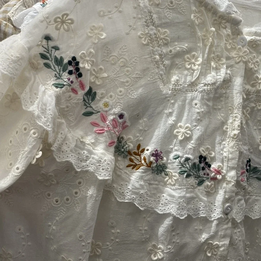 Summer Women Vintage Cotton Sweet Floral Embroidery Short Sleeve Shirt Retro Chic Ruffled Lace Cottagecore Rococo White Blouse