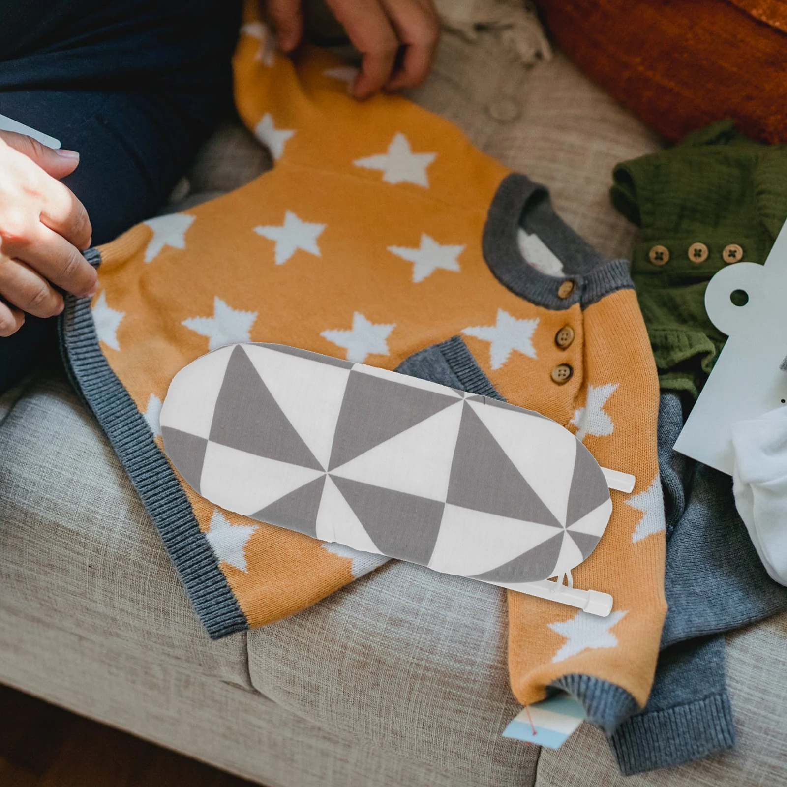 

NOLITOY 1Pc Portable Folding Ironing Board Heat Resistant Clothes Sleeve Frame for Travel Dorm Use Stylish Design