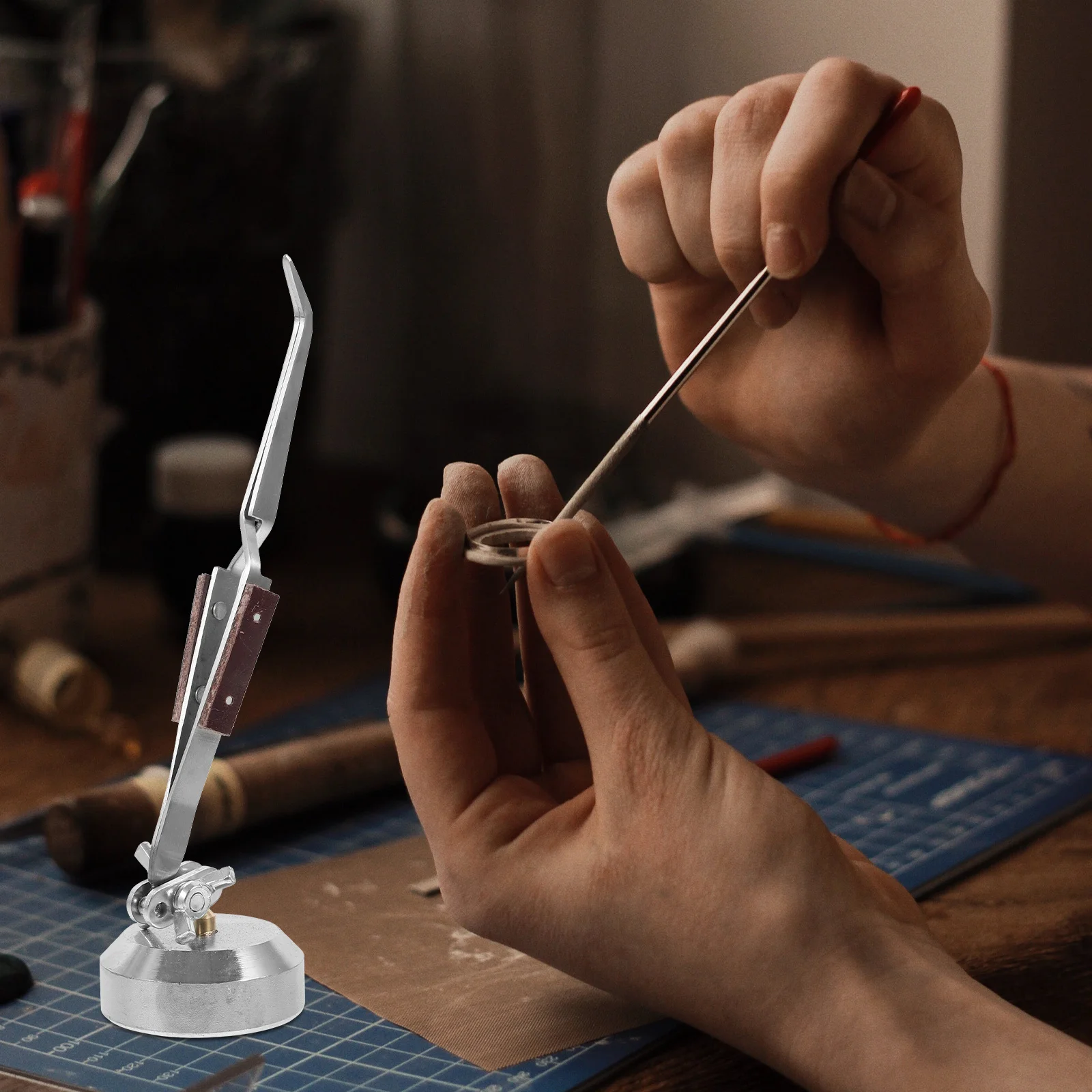 

Third Hand Weld Clamp Desktop Tweezer Bent Mouth Metal Jewelry Making Soldering Tool Heavy Duty Carbon Steel Clamp