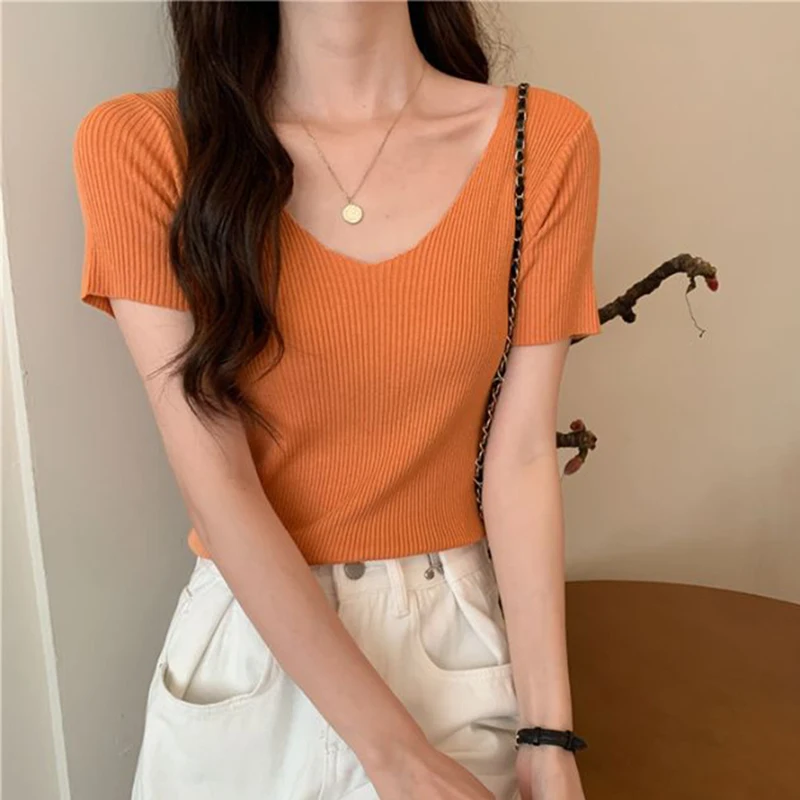 الصيف الإناث الحرير الجليد الخامس الرقبة محبوك تي شيرت الفتيات موضة قصيرة الأكمام البلوز القمم المرأة شيك الكورية رقيقة الملابس
