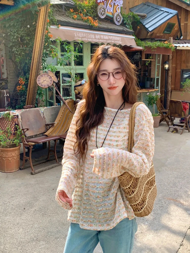 

Вязаный пуловер с полым крючком и цветочным принтом, женский осенний новый свободный тонкий свитер с круглым вырезом, милые повседневные универсальные топы Y2k