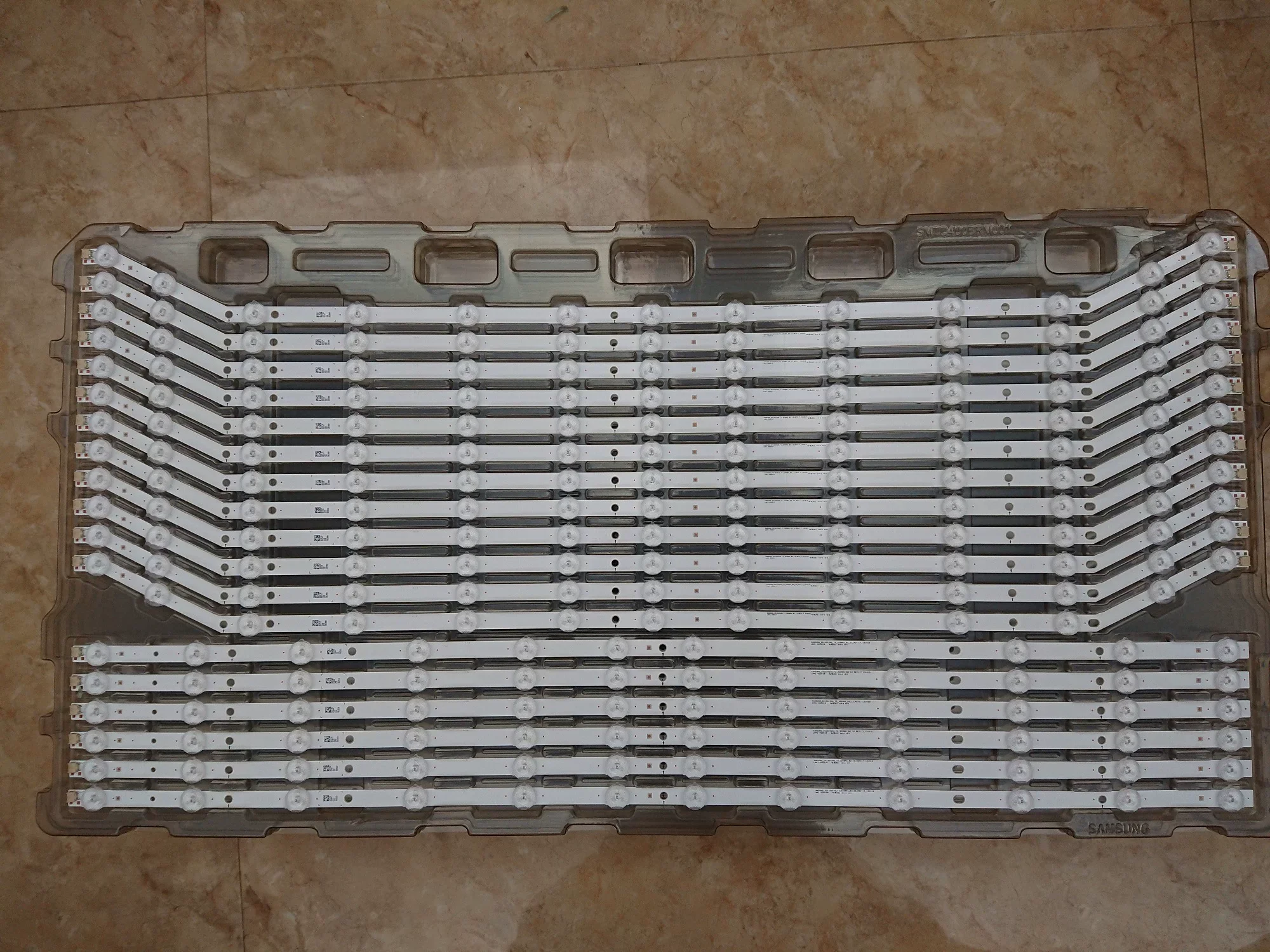 striscia-led-per-retroilluminazione-5kit-per-ue40h5273-ue40h5303-ue40h5203-ue40h5003-un40eh5300-un40h5100-ua40h5203-hg40ea570-hg40ea590