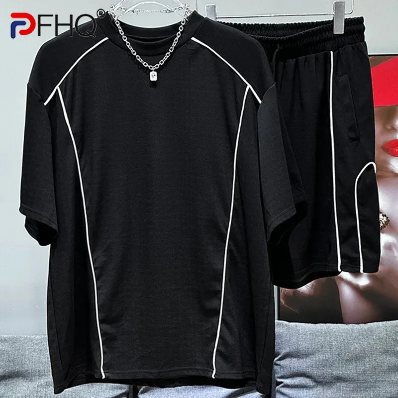 

PFHQ Summer Men's T-shirt Shorts Set Sports Casual Versatile Line Splicing Design Breathable Cool Elastic Waist Pants 21Z4621