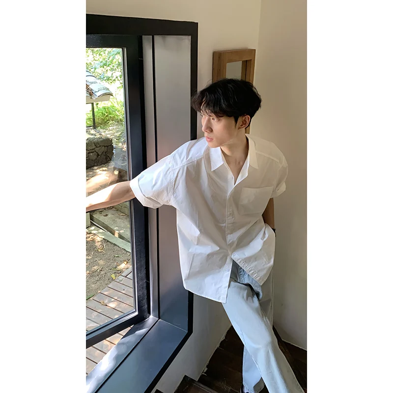 

Cleanfit Pure White ort Sve irt Men Summer Briti Preppy Sle Outerwear Korean Faion Casual Coat Ice Silk Material