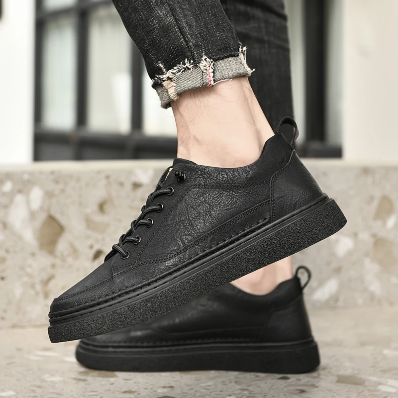 

2025 Men's New Autumn Leather Panel Sneakers - Breathable White Shoes for Casual & Sporty Wear