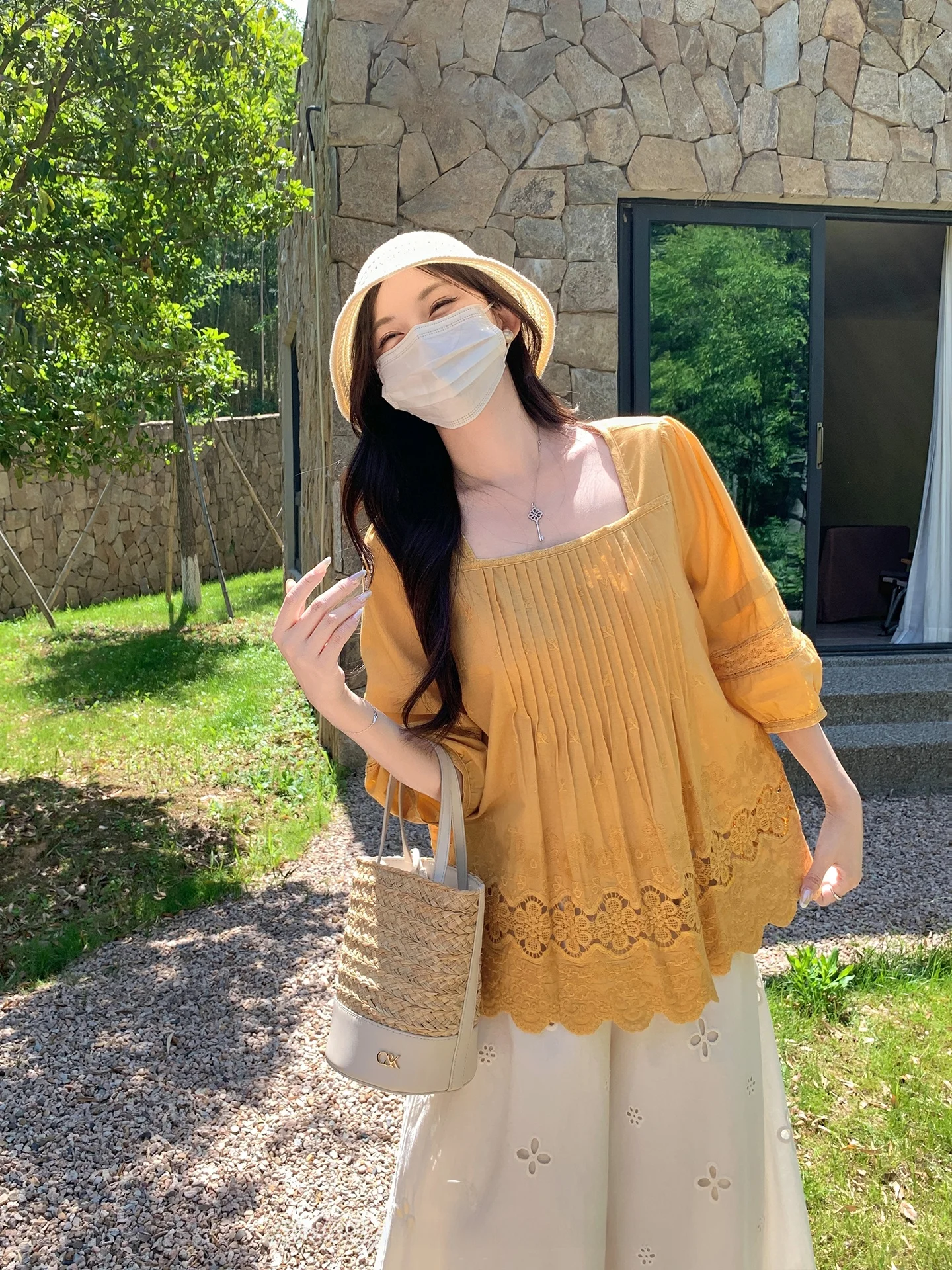 

Женская летняя блузка Maixi больших размеров с вышивкой и кружевом, свободного кроя, с квадратным вырезом, повседневная, с рукавами-фонариками, из смесового хлопка