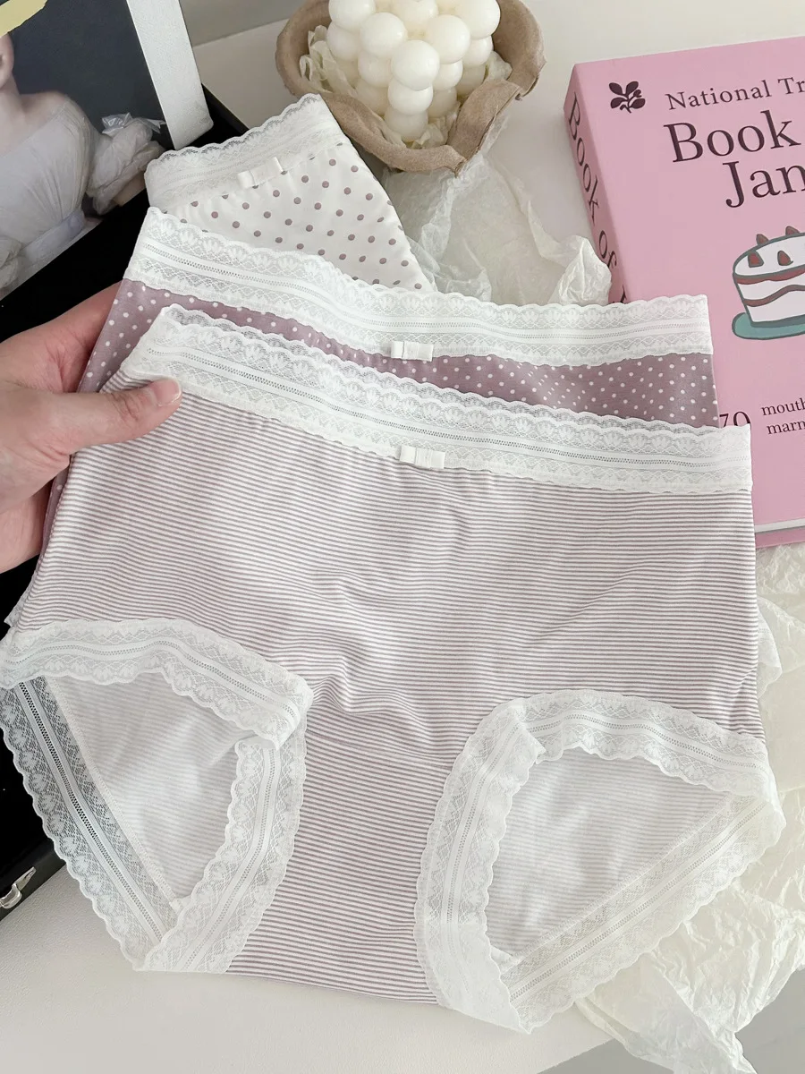 

Large customer base soft and sticky Korean style taro mud dot strawberry women's underwear high cost-performance skin-friendly c