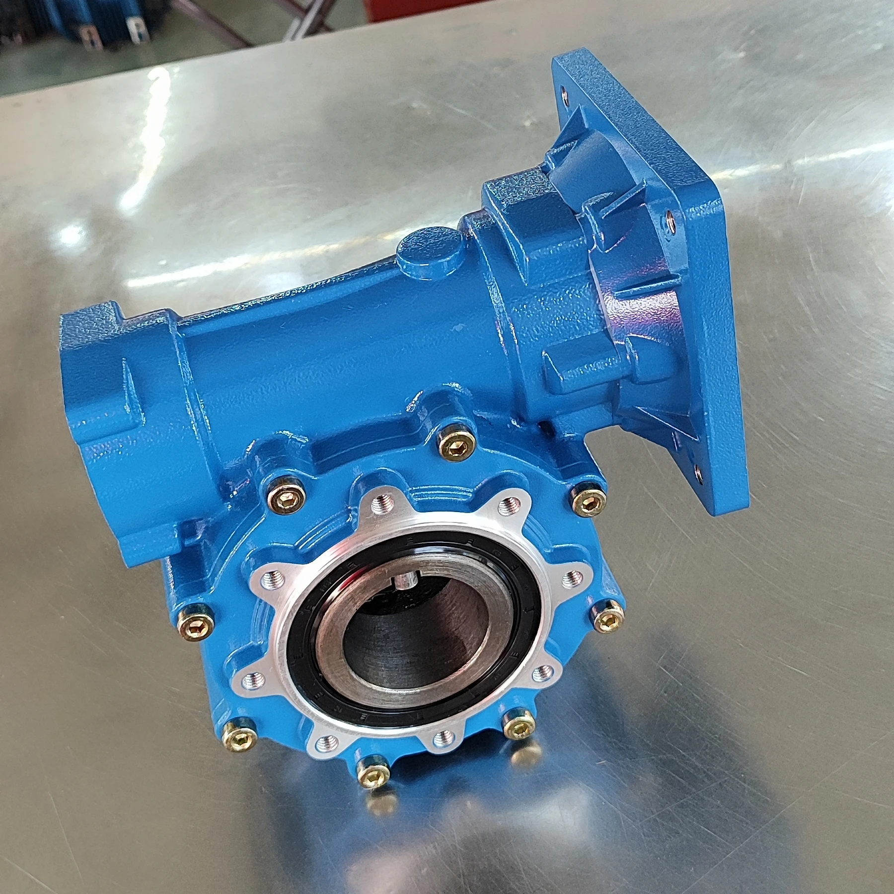 

Червячная коробка передач CYAutoman CYWF50, выходное отверстие, вход 50 мм, 22 мм, с червячной передачей из оловянной бронзы и синтетическим маслом, бесплатное обслуживание