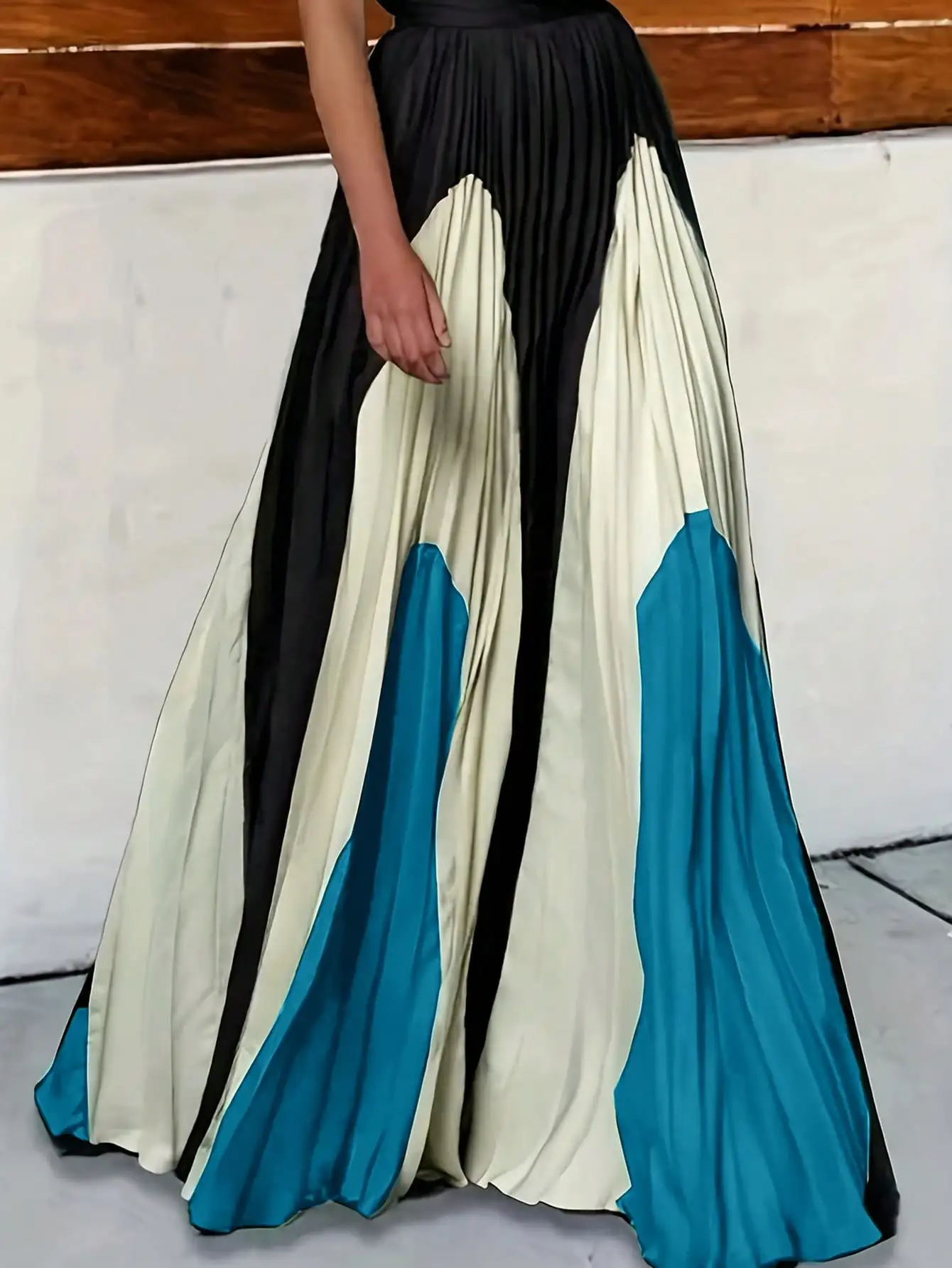 Women's 100% Polyester Satin Maxi Skirt High Waist Elastic Waist Color Block Pleated Loose Flared Long Skirt Elegant