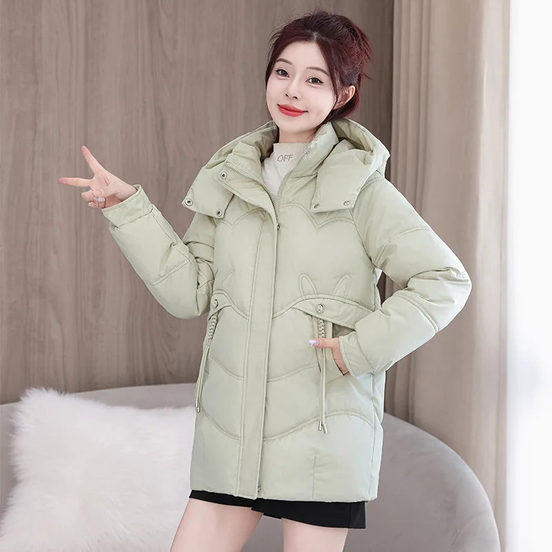 سترة نسائية شتاء 2025 جديدة سميكة متوسطة الطول من القطن سترة فضفاضة سترات عصرية