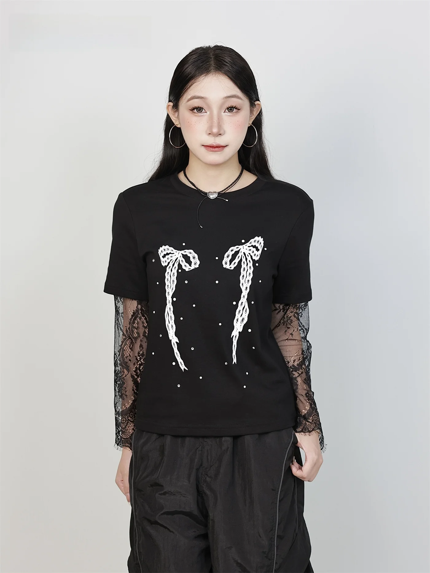 

Женская футболка Ele Lace Sve, летняя коллекция 2024, облегающий топ, модная футболка из смеси хлопка и полиэстера, стильная женская футболка.