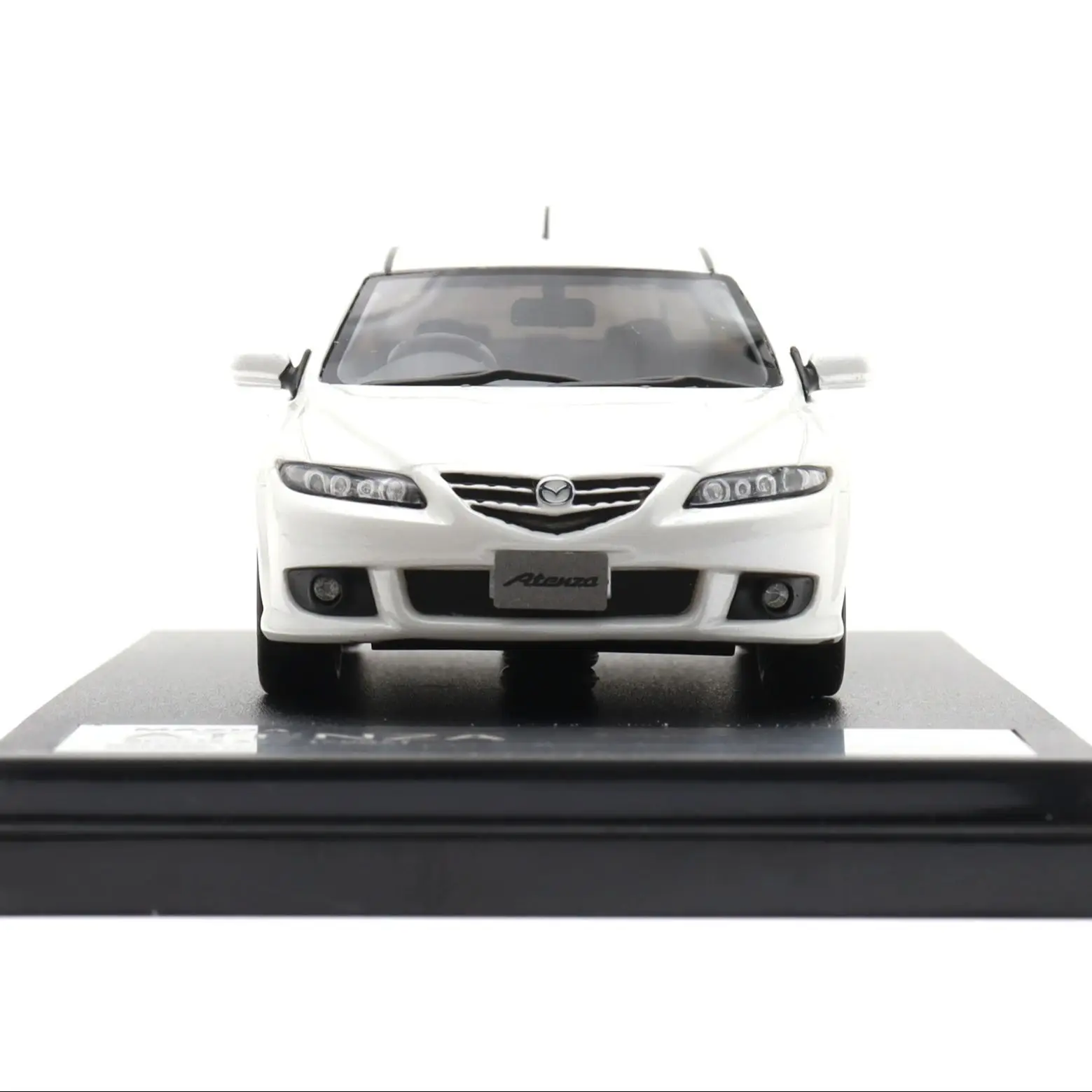 

1/43 Scale Resin Collector's Model For J-43562 MAZDA ATENZA Sports 23S 2002 Classic Vehicles Car Model Toy Collection Decoration