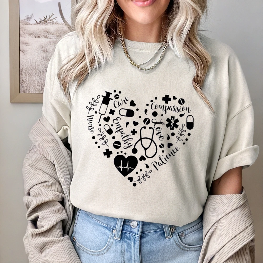 Camiseta con gráfico de corazón de compasión de paciencia de cura con cosas médicas, Camiseta de algodón con tema médico, ropa informal diaria de verano para hombres