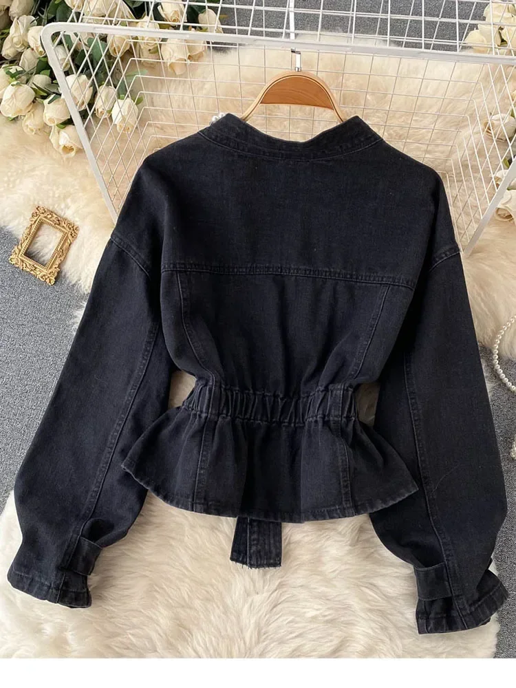 Fall 2024 New Retro Denim Jacket Coat Female Temperament V-neck Single-breasted Beaded Waist Slim Crop Top KK1333