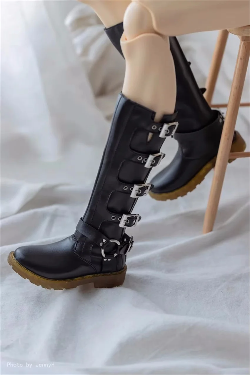 

BJD/SD Doll Shoes Toy Girl ID75 Elegant Handsome Round Toe Soft Soled Leather Multi-button Boys Knee-high Boots Doll Accessories