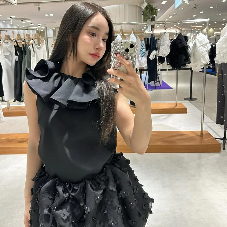 Faldas de estilo japonés a la moda, faldas de brotes dulces, novedad de verano, minifalda tridimensional con cuentas de flores para niñas y mujeres, color blanco y negro 2025