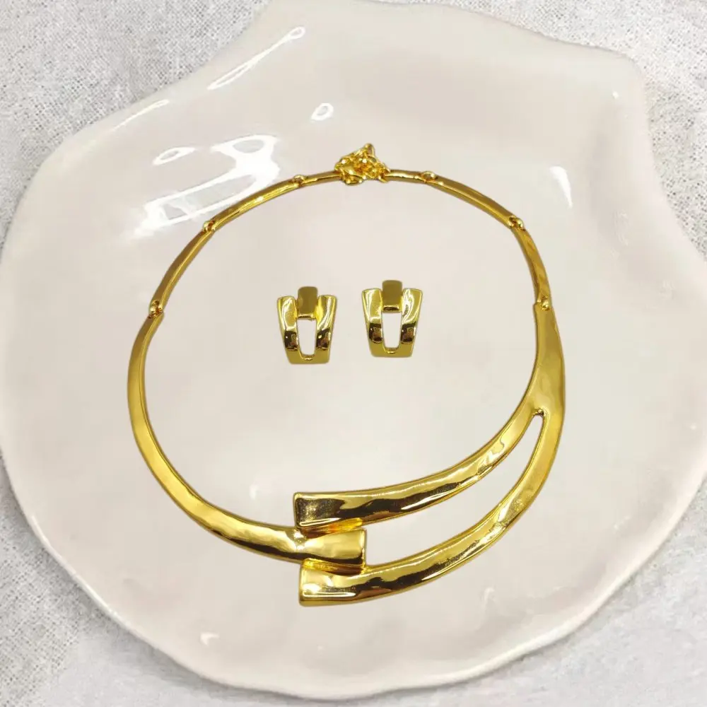 2026 Spain Unique High Quality Gold Silver Geometric Line Earrings Necklace Jewelry Two Piece Set Holiday Gift