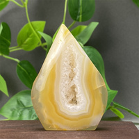 Natural Gem Yellow Agate Geode Free-Form Torch Ornaments Aura Healing Meditation Witchcraft Ritual Energy Home Decoration Gifts