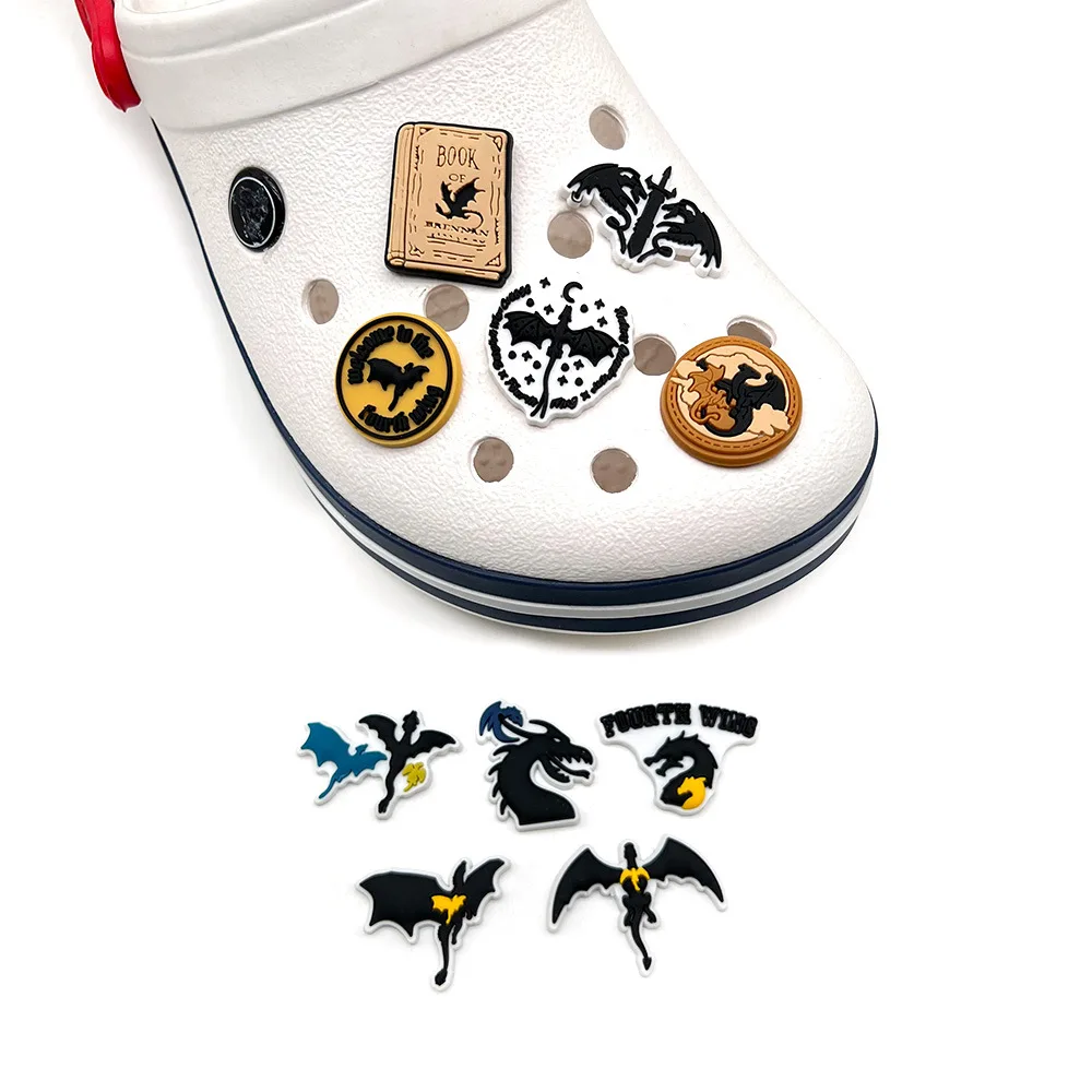 Nouvelles chaussures à trous de dinosaure de dessin animé, boucles de chaussures à fleurs, accessoires et accessoires de chaussures de bricolage en caoutchouc souple