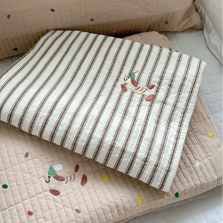 

Kids Cotton Quilted Bedspread Set 3-Piece, Cartoon Printed Single Bed Mattress Topper, Lightweight Quilted Bedding for Boys Girl