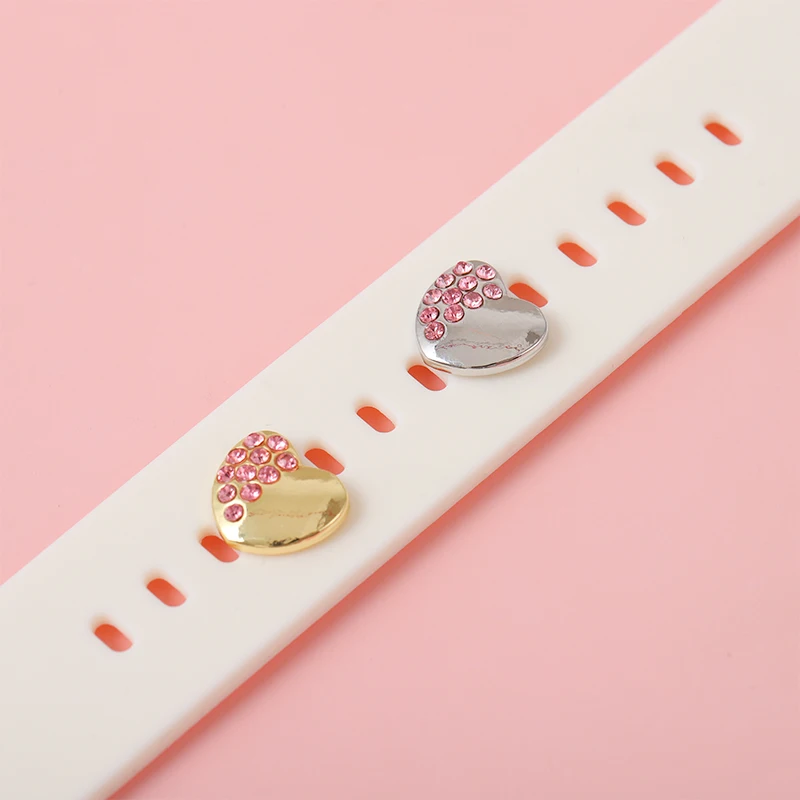 Chiodi decorativi per Apple Watch Band cuore diamante zircone Charms in metallo per Iwatch Silicone morbido braccialetto intelligente accessori regalo