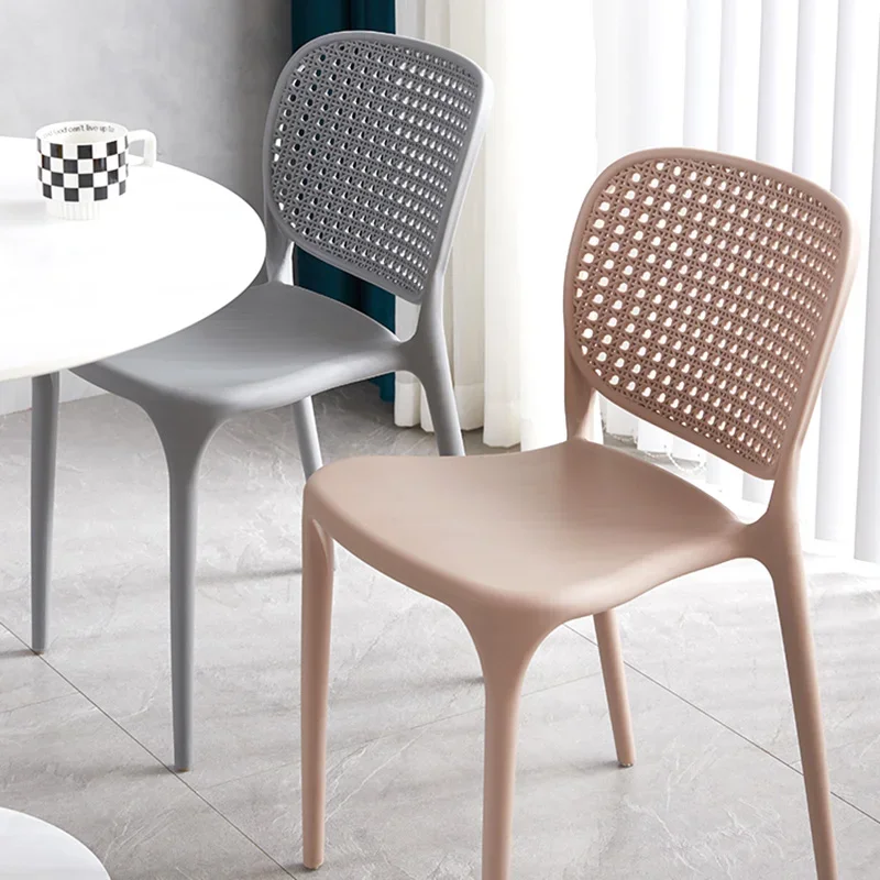 Modern Beautiful Dining Chairs Plastic Kitchen European Home Dining Chairs Luxury Nordic Sillas Comedor Garden Furniture Sets