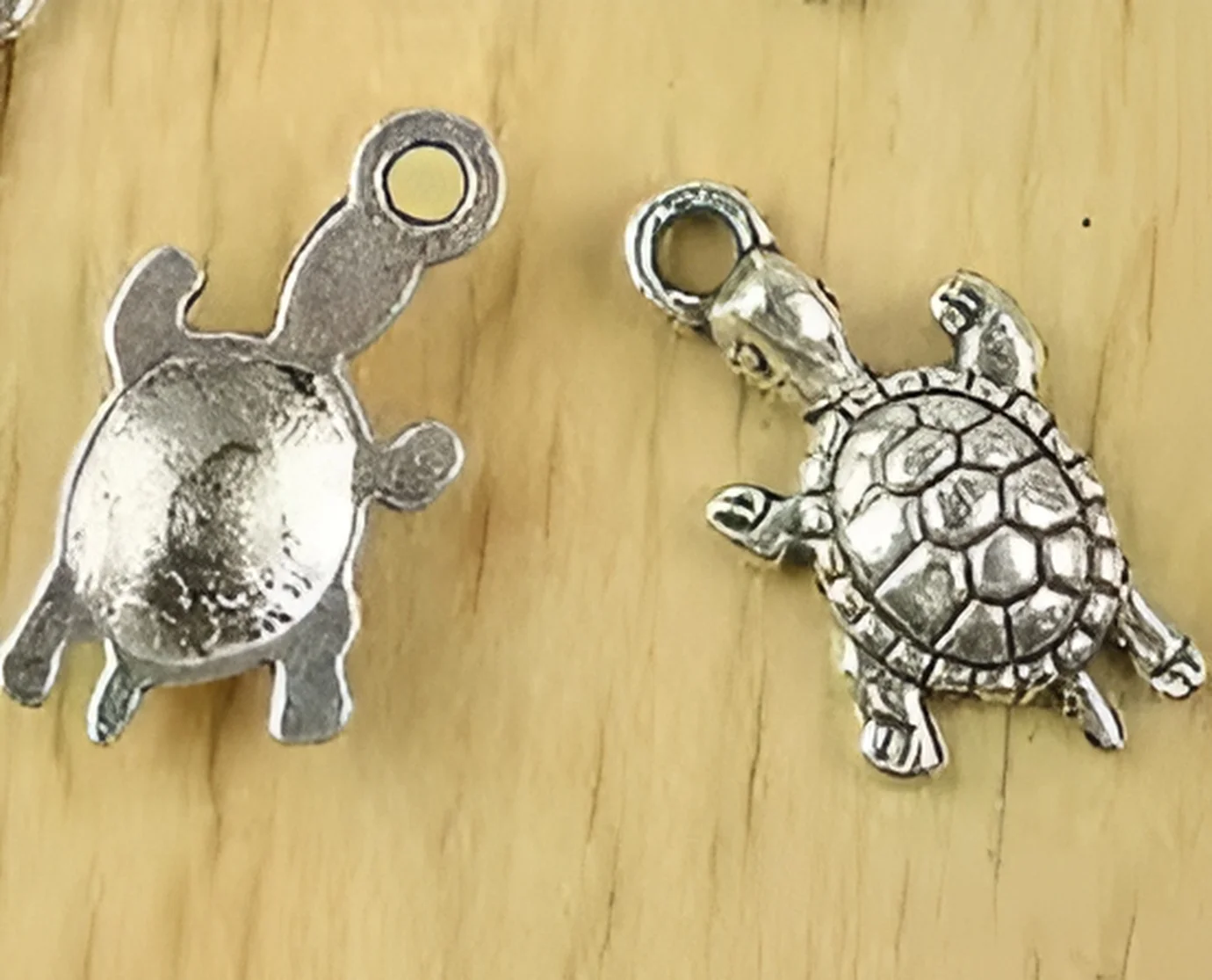 

15pcs 22*12mm, hole2mm Alloy matel tibetan silver turtle pendants HWH2413