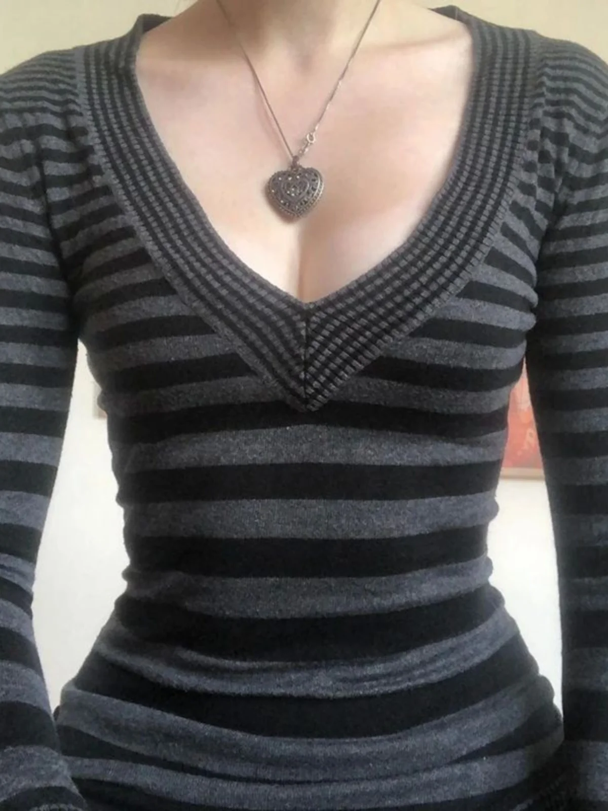 Slim Fit Longo Sve V-ne Listrado Suéter Rua Sle Material de Poliéster Outono Comprimento Regular Casual Camiseta Feminina