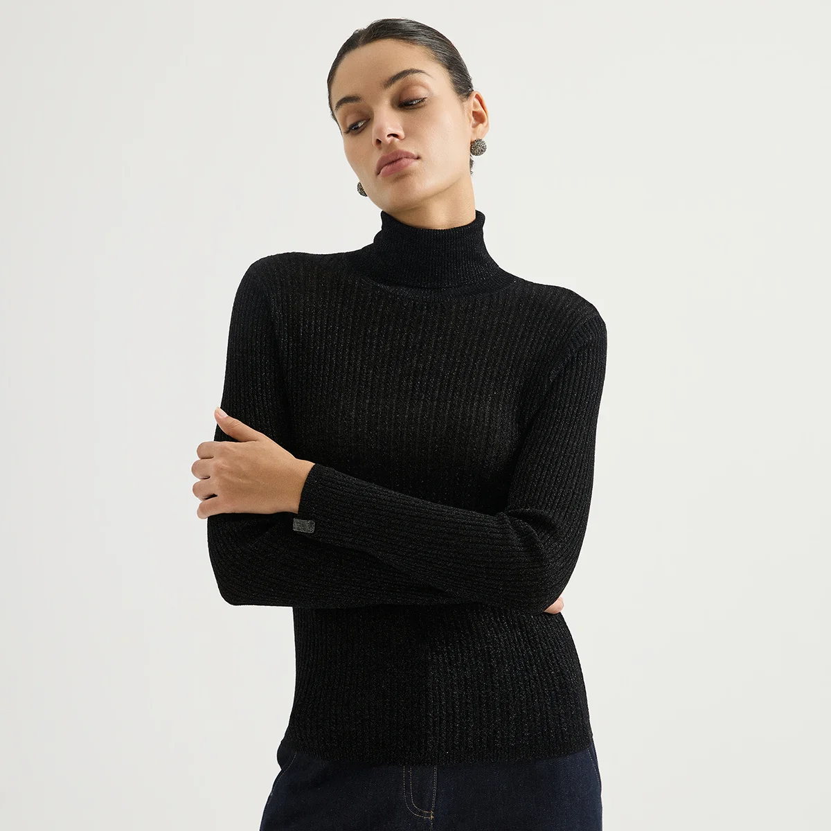 BY3621692 Women's Turtleneck Wool Blend Cable Knit Long Sleeve Pullover Cuff Chain Detail Subtle Shimmer Slim Fit Early Autumn view 3