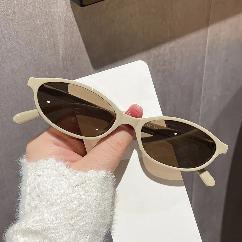 

Personalized Trendy Small Frame Sunglasses Retro Oval Frame Sunglasses Fashion Punk Cat Eyes Sunshade Sun Protection Glasses