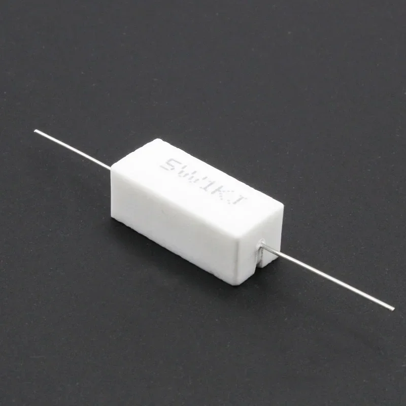 10pcs 5W Cemento Ceramica di Potenza del Resistore TOL 5% Resistenze 0.1 0.25 1 1.5 10 22 100 1K 2K Ohm