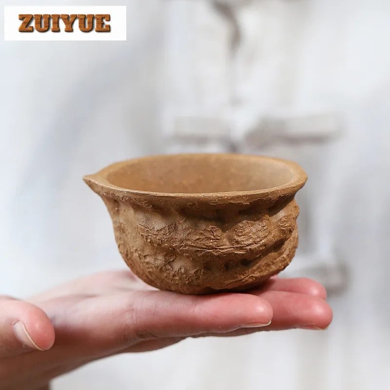 

90 мл Yixing Section Mud Purple Clay Master Cup Чистая ручная работа Биомиметическая чаша для чая из орехового дерева Чайная чашка Zisha Аксессуары для чайной церемонии