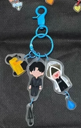 أحدث قلادة سلسلة مفاتيح أكريليك لسيارة "Reverse Love"، قلادة حقيبة الظهر، هدية عالية القيمة للأصدقاء